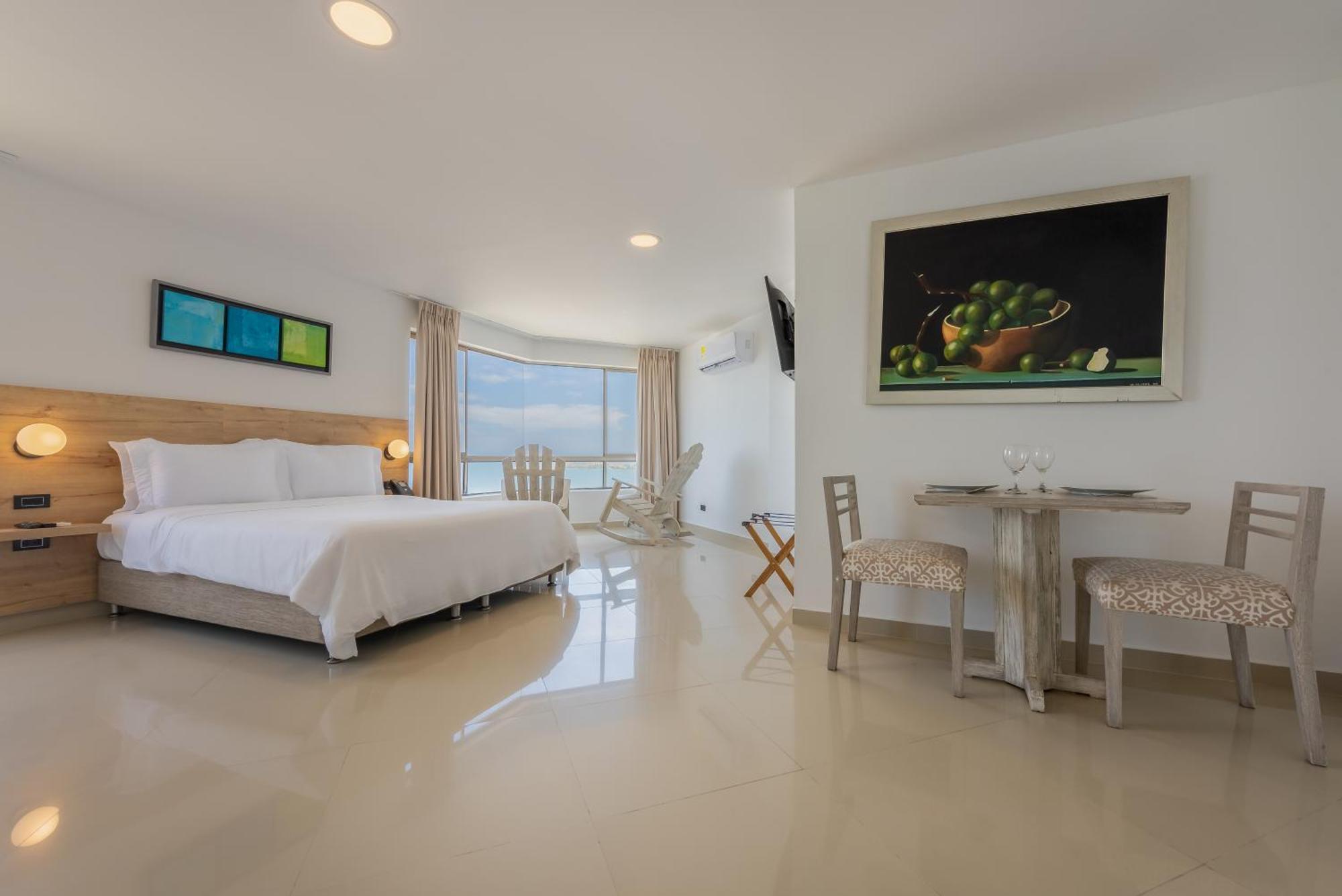 Regatta Hotel