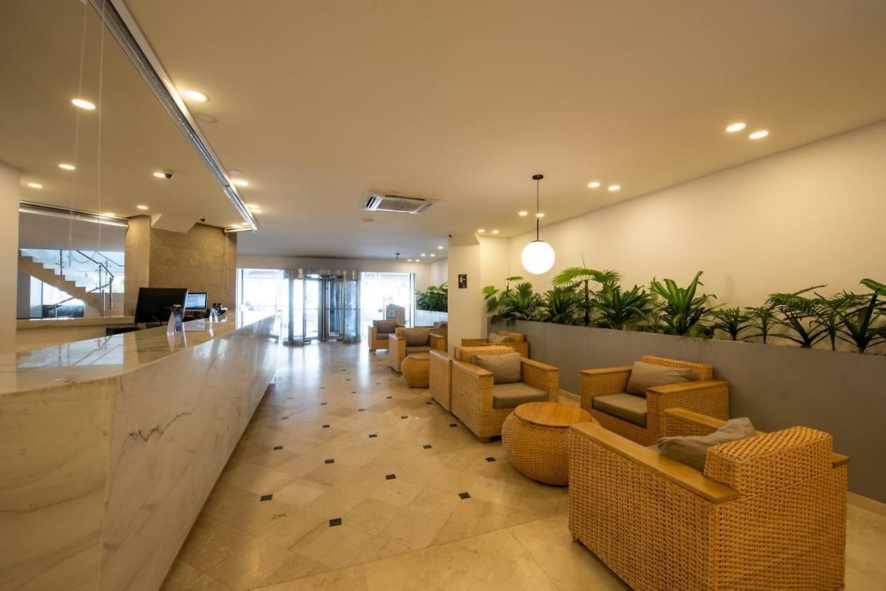 Regatta Hotel
