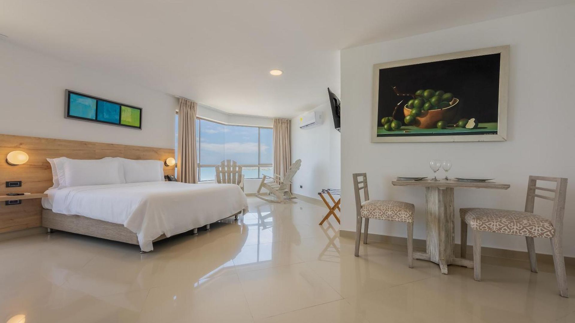 Regatta Hotel