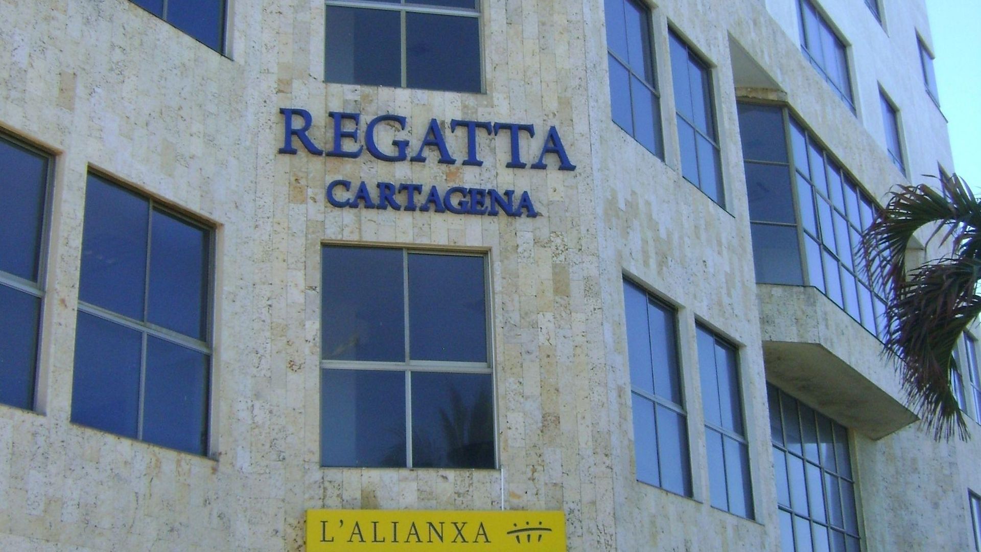 Regatta 4*