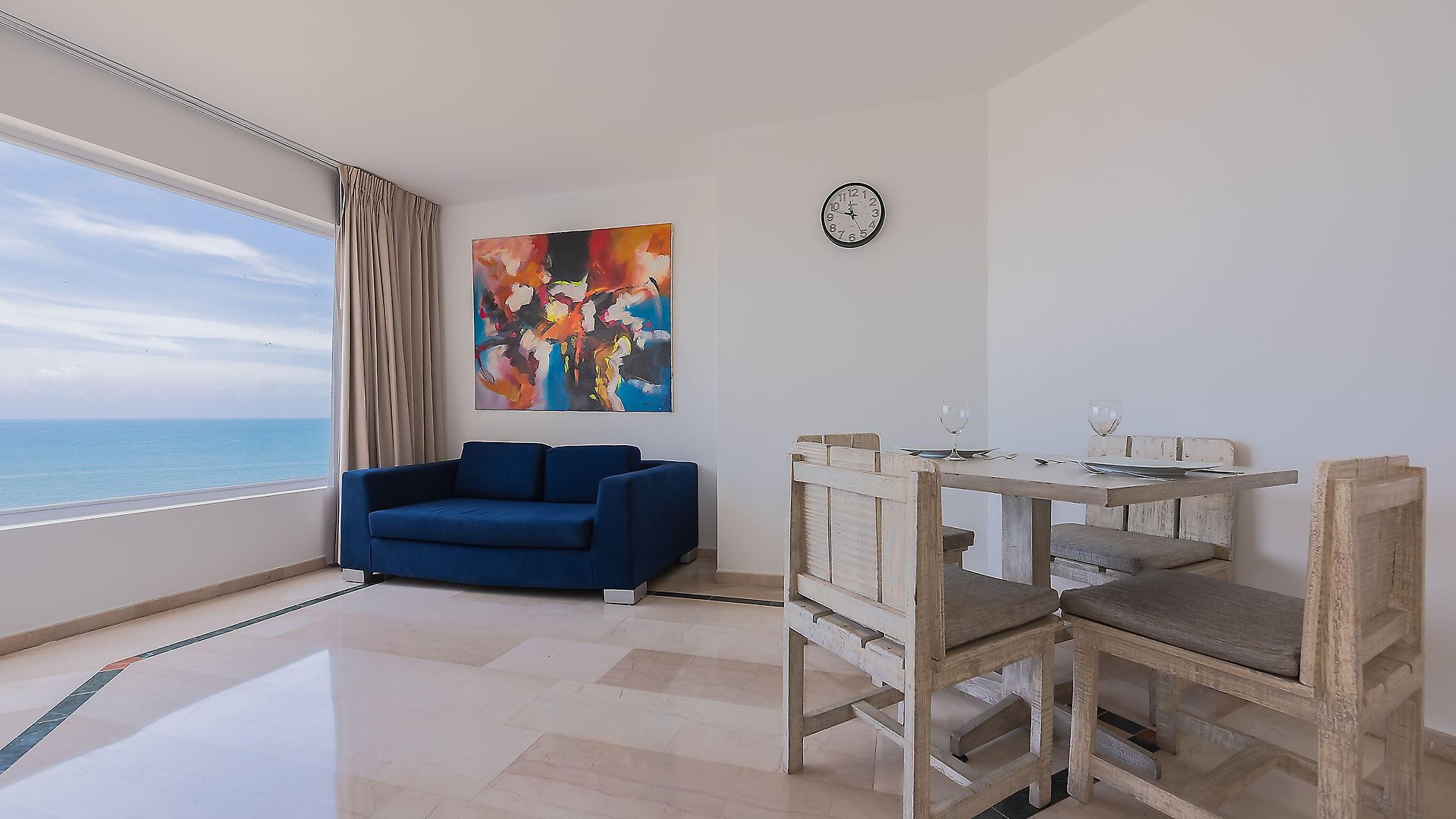 Regatta Hotel