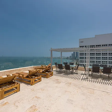 Regatta Hotel 4*
