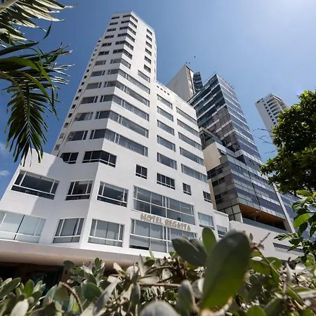 Regatta Hotel 4*